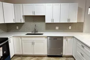 4326 Woodstock Dr, West Palm Beach, FL 33409 - Photo 11