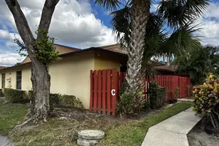 4326 Woodstock Dr, West Palm Beach, FL 33409 - Photo 35