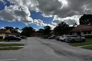 4326 Woodstock Dr, West Palm Beach, FL 33409 - Photo 39