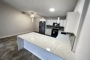 4326 Woodstock Dr, West Palm Beach, FL 33409 - Photo 9