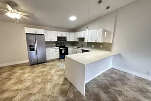 4326 Woodstock Dr, West Palm Beach, FL 33409 - Photo 7