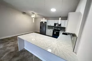 4326 Woodstock Dr, West Palm Beach, FL 33409 - Photo 9