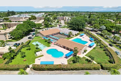 701 Lori Dr Drive #204, Lake Worth Beach, FL 33461 - Photo 1