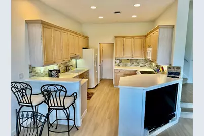 107 Resort Lane, Palm Beach Gardens, FL 33418 - Photo 5