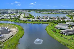 10389 Northbrook Cir, Palm Beach Gardens, FL 33412 - Photo 41