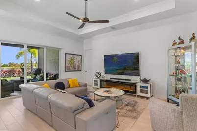 10389 Northbrook Circle, Palm Beach Gardens, FL 33412 - Photo 9