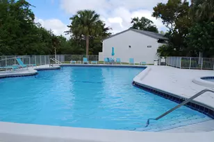 19232 NE 25th Ave, Miami, FL 33180 - Photo 43