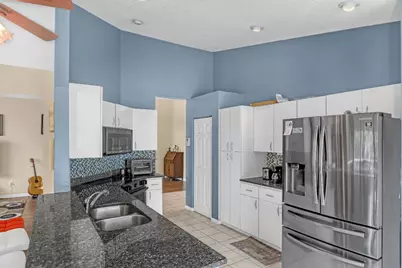 4941 Broadstone Circle, West Palm Beach, FL 33417 - Photo 19