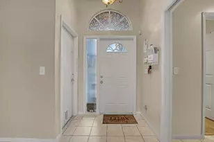 4941 Broadstone Cir, West Palm Beach, FL 33417 - Photo 7