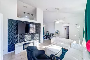 2091 SW Castinet Ln, Port Saint Lucie, FL 34953 - Photo 7