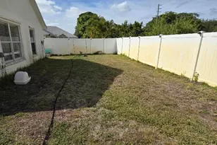 8278 Sand Pine Cir, Port Saint Lucie, FL 34952 - Photo 33