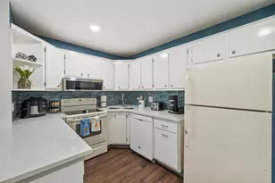 723 Sunny Pine Way, Greenacres, FL 33415 - Photo 9