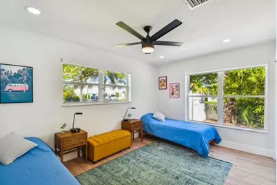 702 NE 10th Avenue, Boynton Beach, FL 33435 - Photo 27