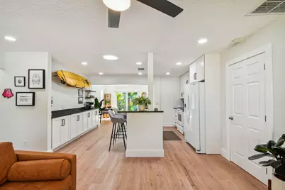 702 NE 10th Avenue, Boynton Beach, FL 33435 - Photo 9