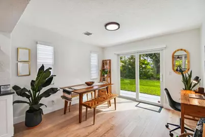 702 NE 10th Avenue, Boynton Beach, FL 33435 - Photo 15