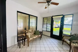 109 Half Moon Cir, Jupiter, FL 33458 - Photo 5