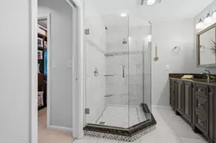 6100 SE Martinique Dr, Stuart, FL 34997 - Photo 33