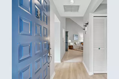 6100 SE Martinique Drive #201, Stuart, FL 34997 - Photo 11