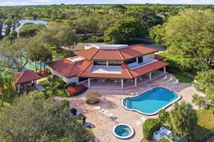 6100 SE Martinique Dr, Stuart, FL 34997 - Photo 5