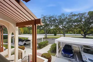 6100 SE Martinique Dr, Stuart, FL 34997 - Photo 9