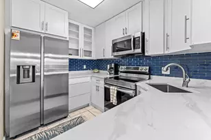 390 N Federal Hwy, Deerfield Beach, FL 33441 - Photo 5