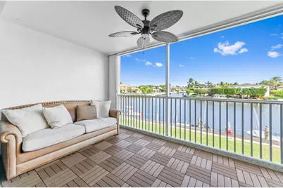 390 N Federal Highway #202, Deerfield Beach, FL 33441 - Photo 1