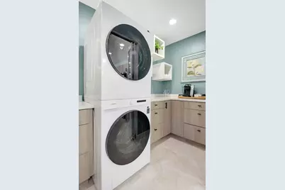 705 Colonial Road, West Palm Beach, FL 33405 - Photo 35