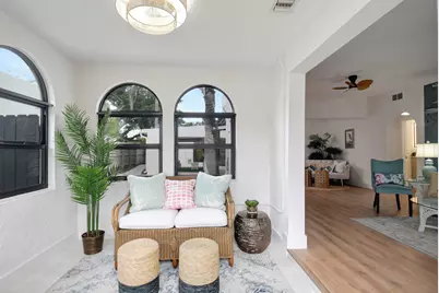 705 Colonial Road, West Palm Beach, FL 33405 - Photo 9