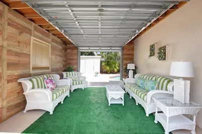 705 Colonial Road, West Palm Beach, FL 33405 - Photo 37