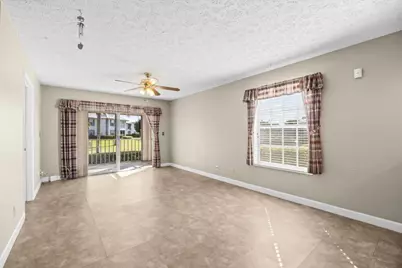 806 SE Central Parkway #6, Stuart, FL 34994 - Photo 11