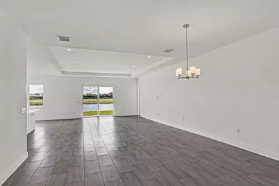 6886 68th Square, Vero Beach, FL 32967 - Photo 3