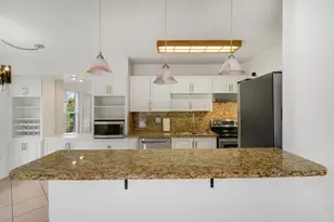 964 NW Spruce Ridge Dr, Stuart, FL 34994 - Photo 11