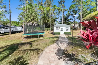 13661 Persimmon Boulevard, West Palm Beach, FL 33411 - Photo 39