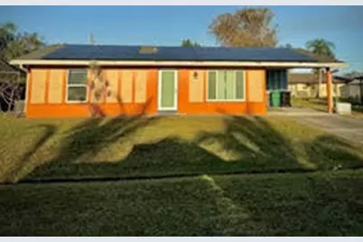 423 SE Asbury Lane, Port Saint Lucie, FL 34983 - Photo 1