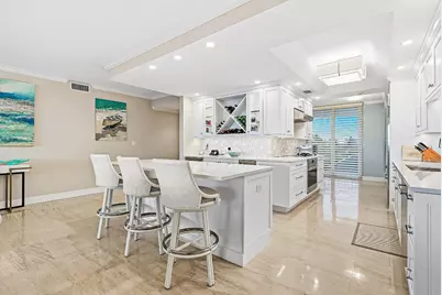 2001 SE Sailfish Point Boulevard #313, Stuart, FL 34996 - Photo 9