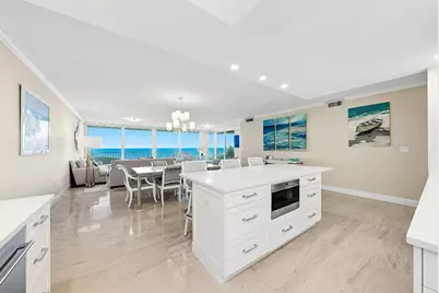 2001 SE Sailfish Point Boulevard #313, Stuart, FL 34996 - Photo 5