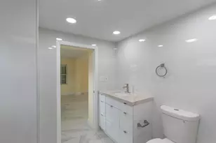 405 NE 24th Ave, Pompano Beach, FL 33062 - Photo 19