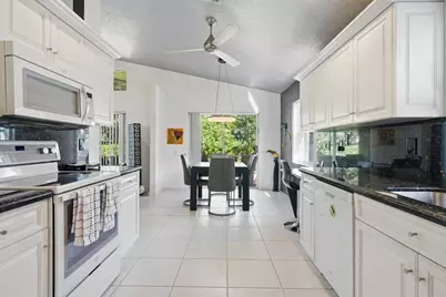 6797 Castlemaine Avenue, Boynton Beach, FL 33437 - Photo 9