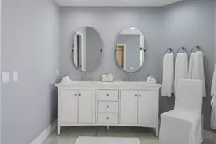 15495 Meadow Wood Dr, Wellington, FL 33414 - Photo 17