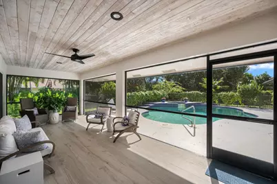 15495 Meadow Wood Drive, Wellington, FL 33414 - Photo 33