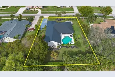 15495 Meadow Wood Drive, Wellington, FL 33414 - Photo 45