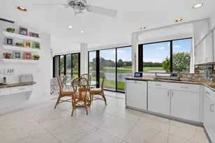 19620 Sawgrass Cir, Boca Raton, FL 33434 - Photo 11