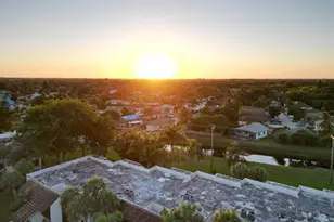 10155 Mangrove Dr, Boynton Beach, FL 33437 - Photo 25
