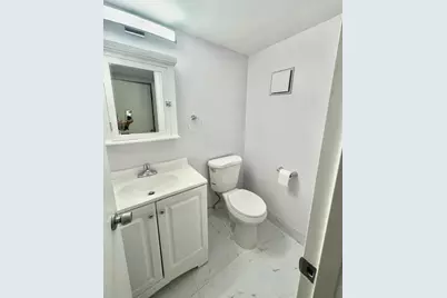 2044 Exeter C, Boca Raton, FL 33434 - Photo 9