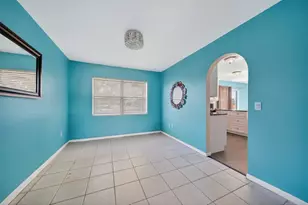 2097 SE Mantua St, Port Saint Lucie, FL 34952 - Photo 7
