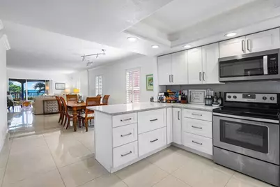 1040 Banyan Road #2010, Boca Raton, FL 33432 - Photo 15