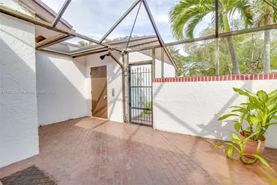 6343 W Pinehurst Circle W #D36, Tamarac, FL 33321 - Photo 3