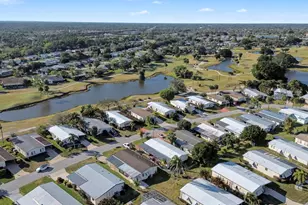 7843 SE Saratoga Dr, Hobe Sound, FL 33455 - Photo 17