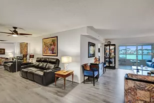 6096 Huntwick Terrace, Delray Beach, FL 33484 - Photo 11