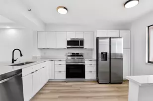 6866 Huntington Ln, Delray Beach, FL 33446 - Photo 9